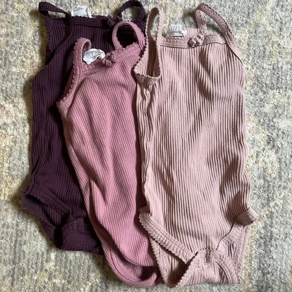 Jamie Kay Ribbed bodysuits - Picture 1 of 2